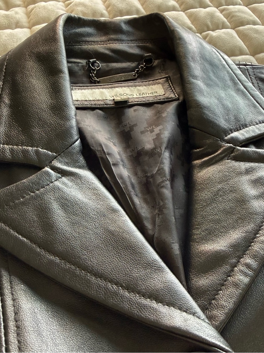 Wilsons Leather Vintage Black Leather Belted Trench Coat Jacket Mid Length Sz L